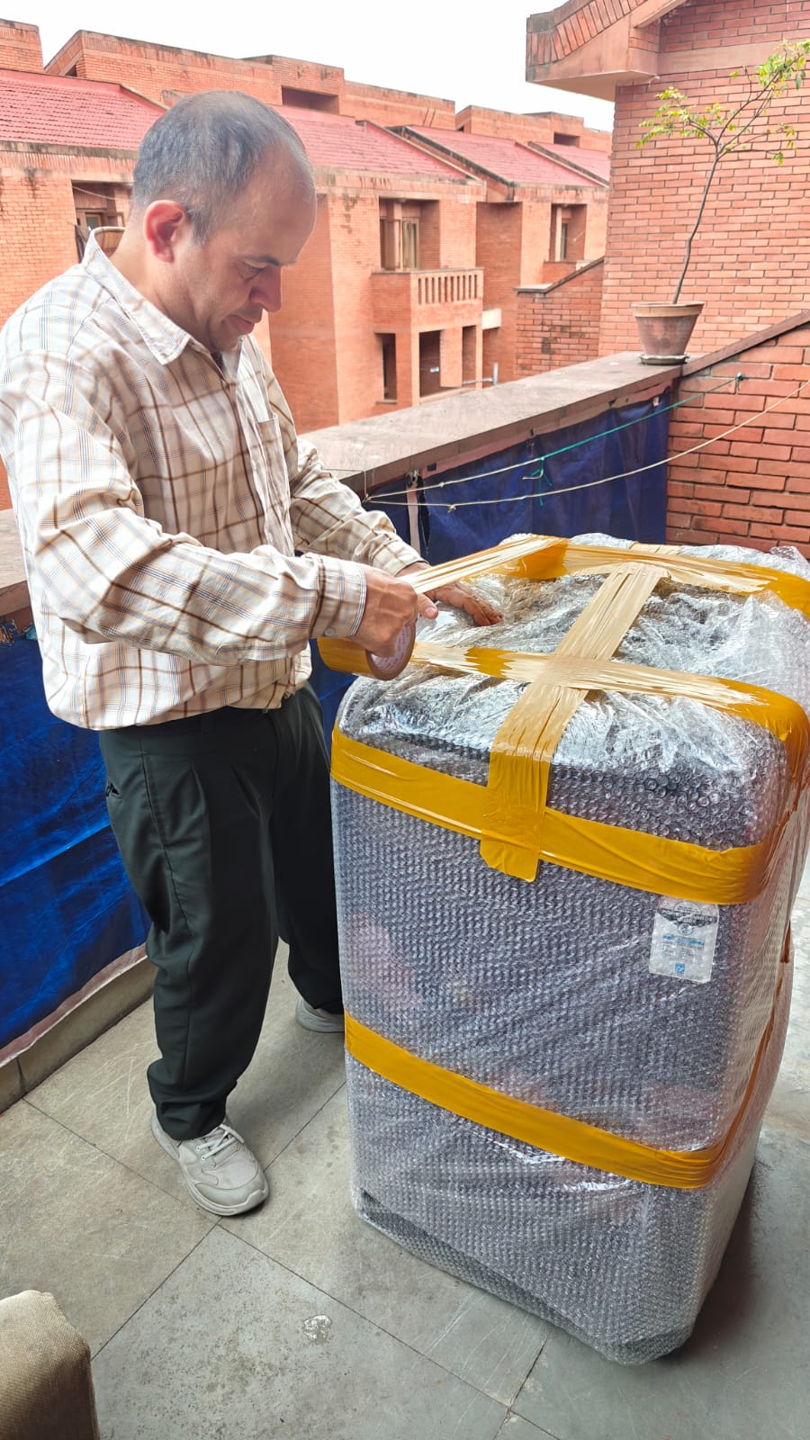 MS Logistics relocation packing process